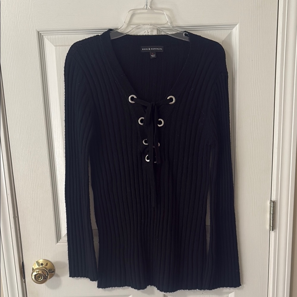 Rock & Republic Black V-Neck Sweater
